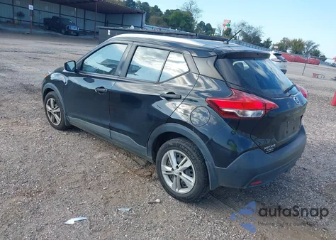 2018 Nissan Kicks S from USA, damaged, VIN 3N1CP5CU2JL533317